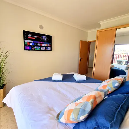 Blue Ocean View - Walk, Sea View, Parking, Ac Apartment *