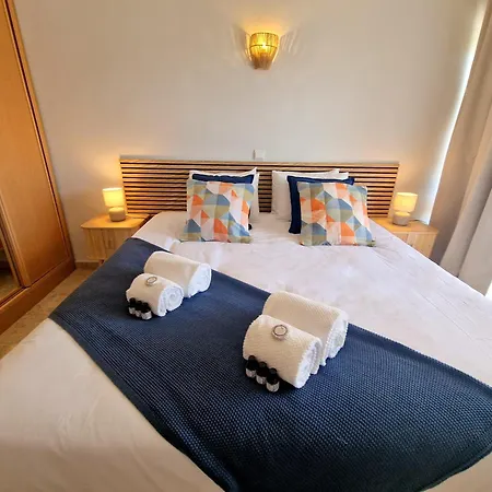 Blue Ocean View - Walk, Sea View, Parking, Ac *